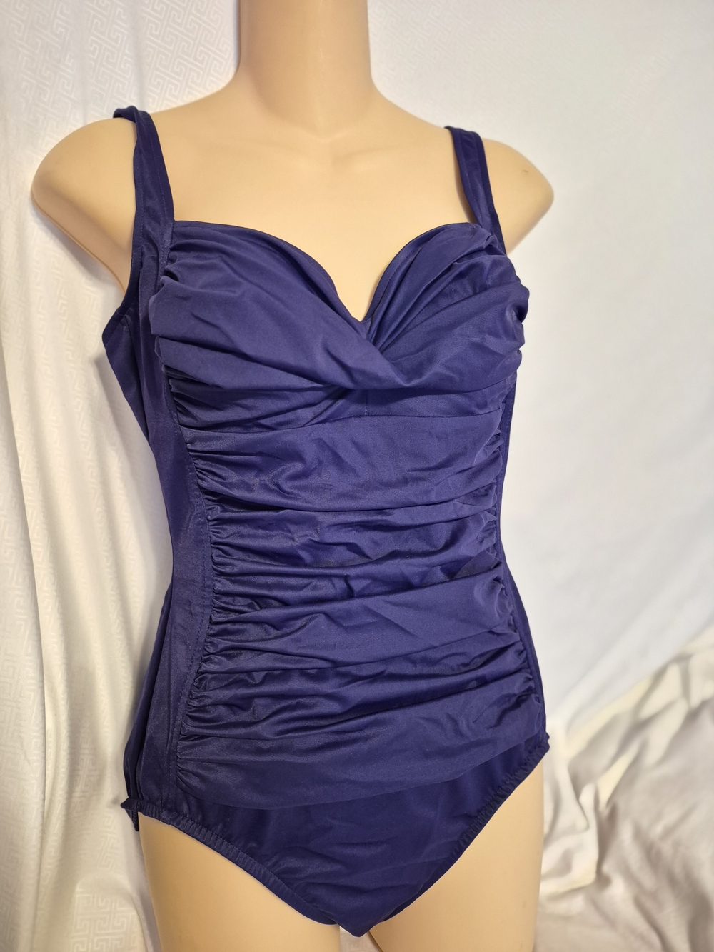 Croft & Barrow Sz 10 Purple Black Padded Cup 1 Pc Swimsuit NWOT Twist Front